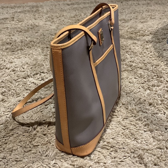 Dooney & Bourke Lexington Shopper Handbag - Picture 15 of 16